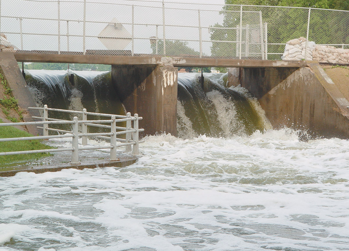061418-ctzn-news-flood039